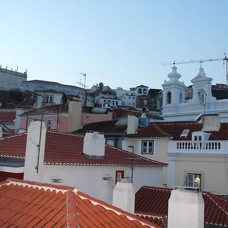 Stylish Lisbon Apartment In Alfama Εξωτερικό φωτογραφία