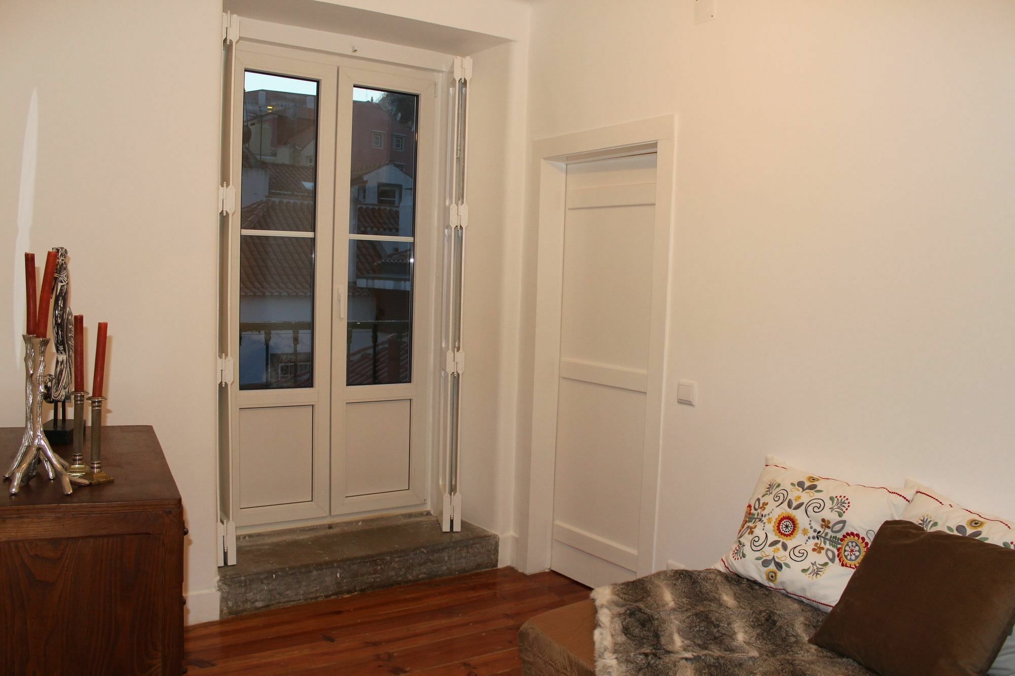 Stylish Lisbon Apartment In Alfama Εξωτερικό φωτογραφία